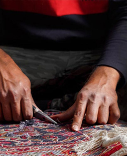 رفو گری قالی در قالیشویی قلم کرج 